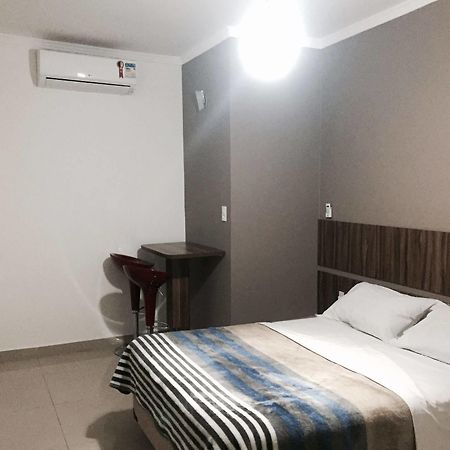 Hotel Tupinamba กัวรูยุส ภายนอก รูปภาพ