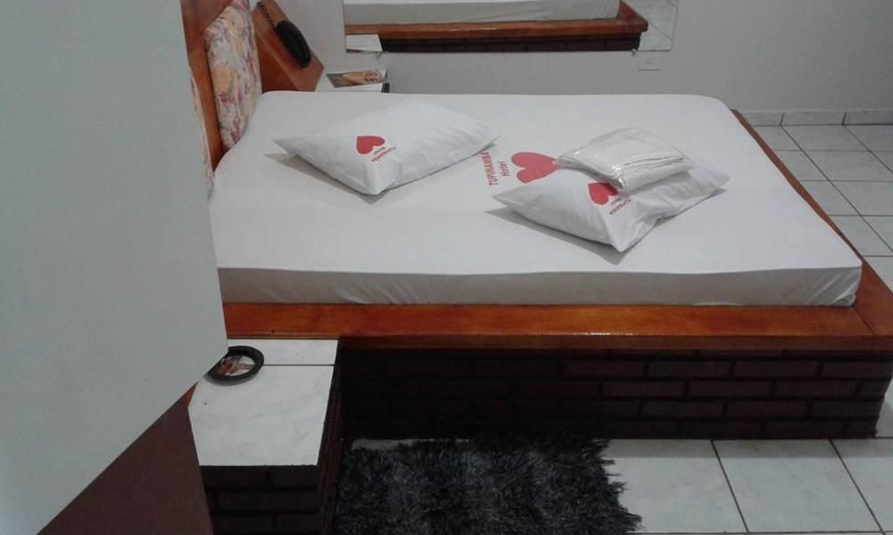 Hotel Tupinamba กัวรูยุส ภายนอก รูปภาพ