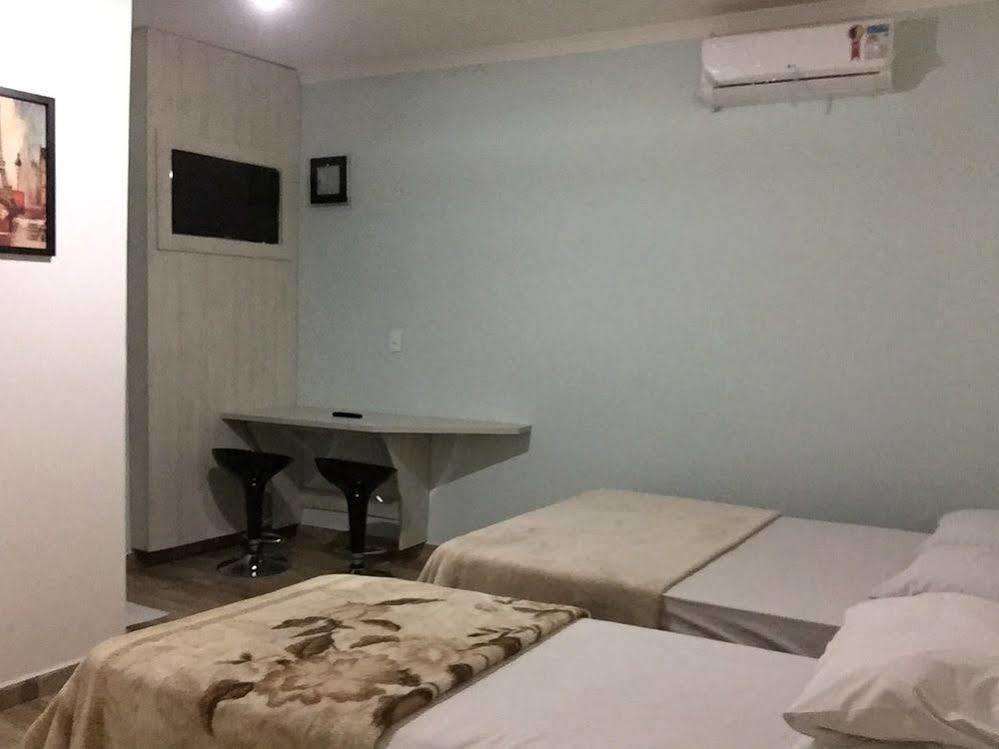 Hotel Tupinamba กัวรูยุส ภายนอก รูปภาพ